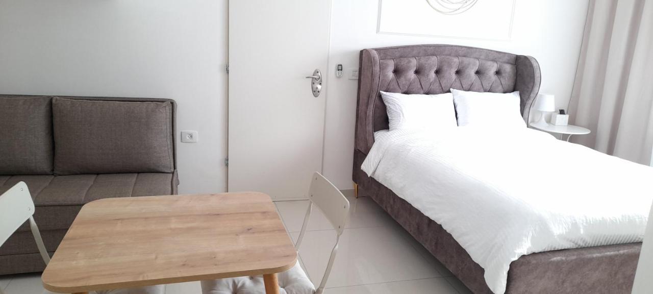 Regina'S Place Or Akiva Dış mekan fotoğraf