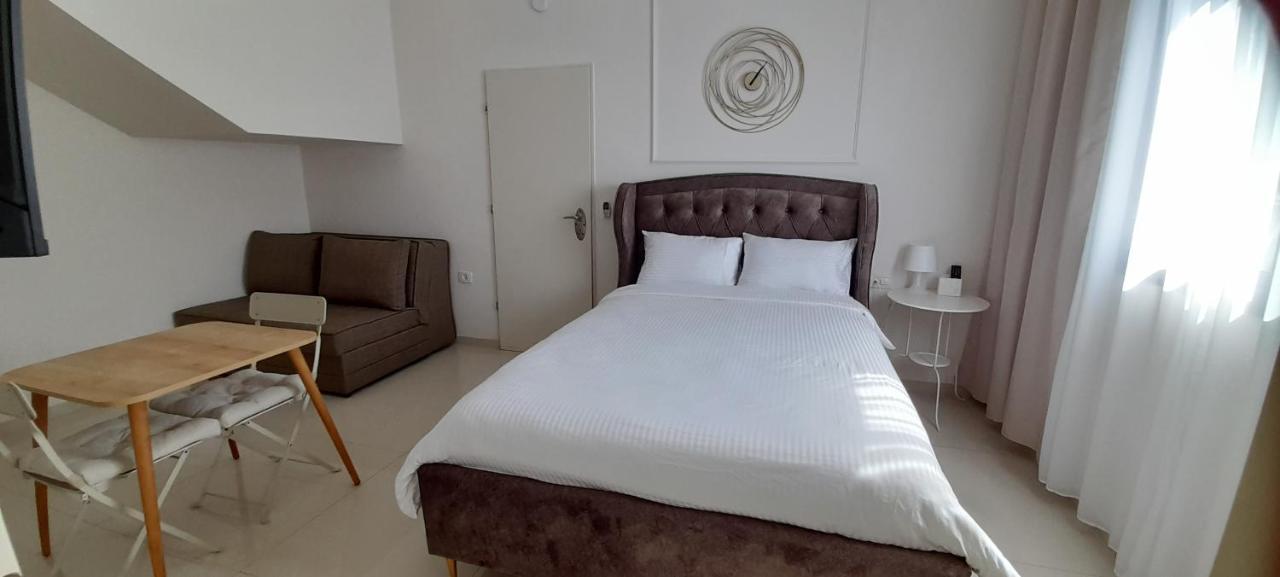 Regina'S Place Or Akiva Dış mekan fotoğraf