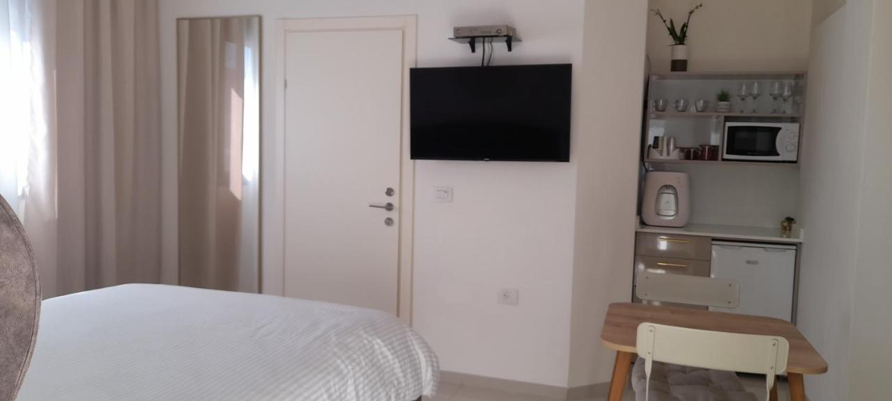 Regina'S Place Or Akiva Dış mekan fotoğraf