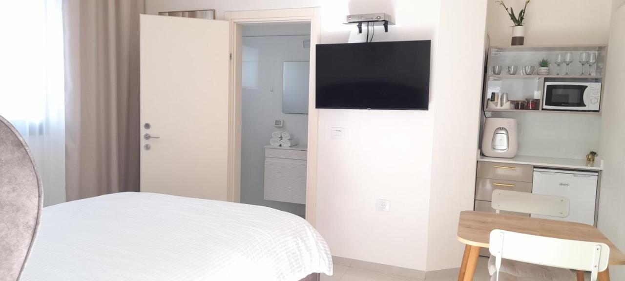 Regina'S Place Or Akiva Dış mekan fotoğraf